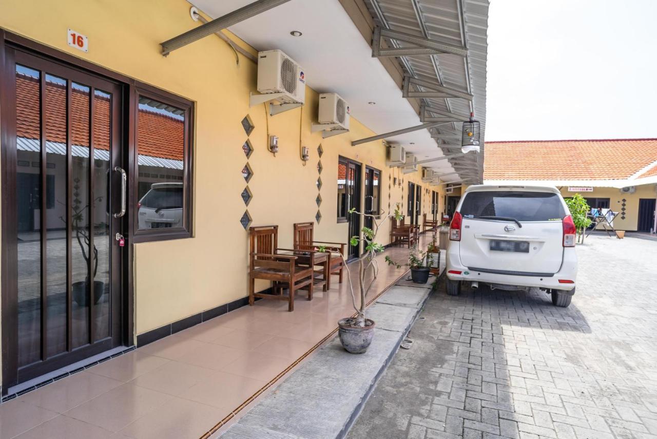 Hotel Koolkost Syariah Near Transmart Tegal Exterior foto